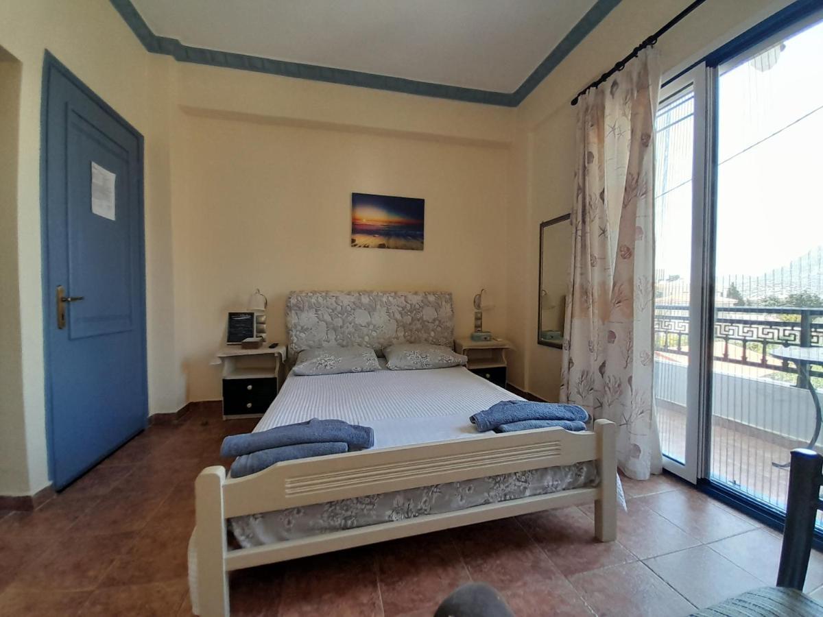 Studios Eftichia Fourni Ikarias